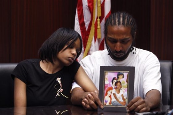 Dominika Stanley, Charles Jones